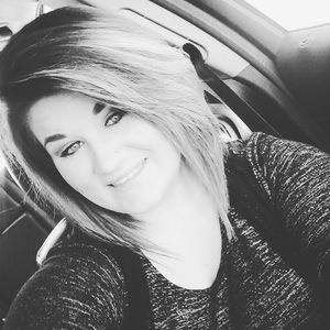 Meet your Posher, Hayley